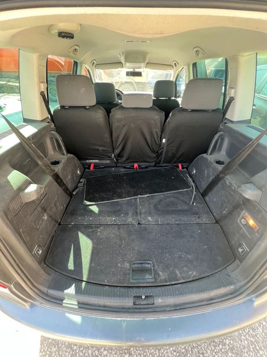 На части VW TOURAN 1.6 FSI 115 кс код  BAG 2006год