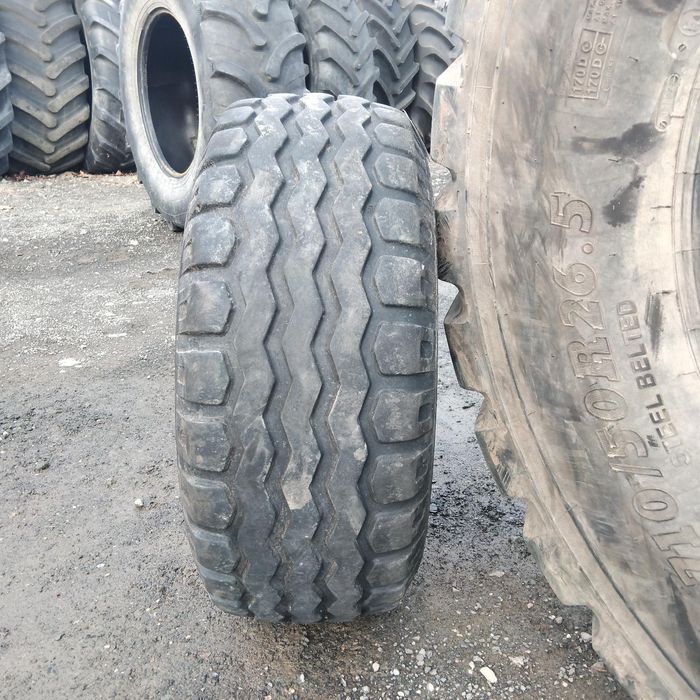 Cauciucuri 10.0/75-15.3 (260/70R15.3) Bkt Anvelope SH Livrare Rapida