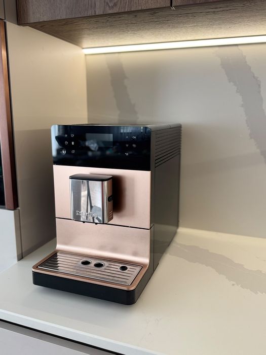 Кафе автомат MIELE CM 5