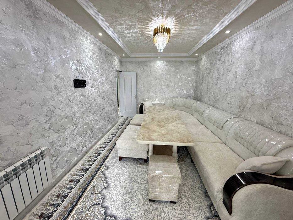 №3830.Продается 2х-комнатная квартира 77 серия.