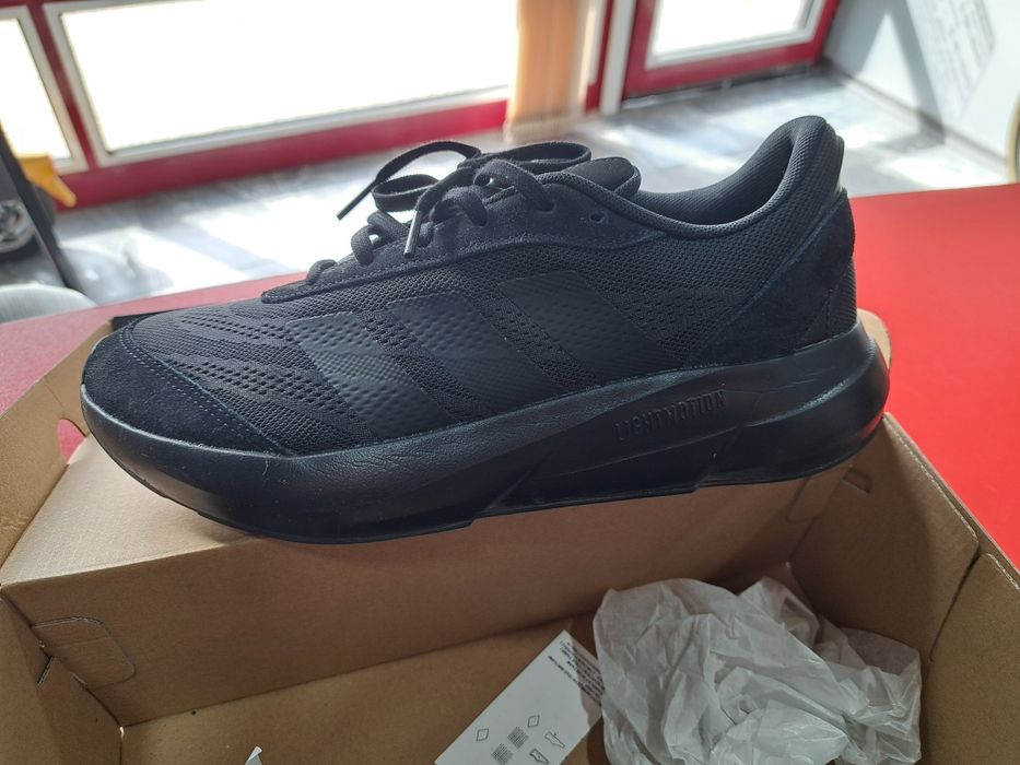 Adidas black lightshift