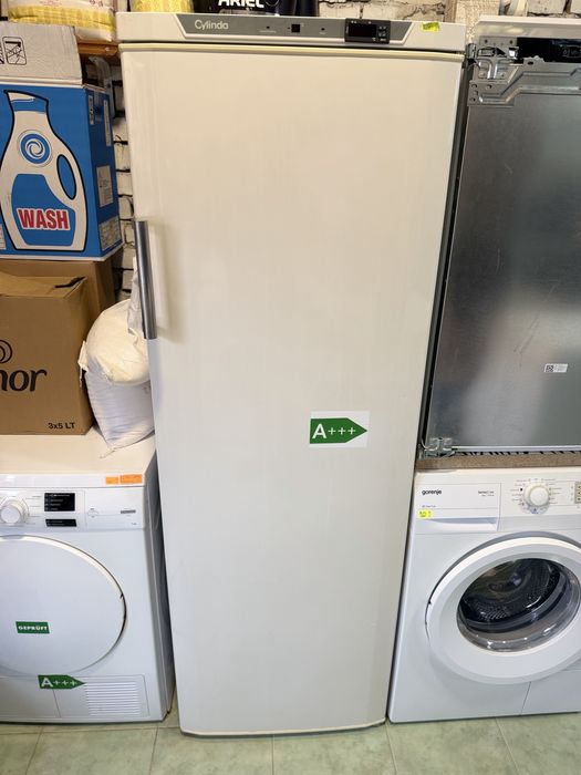 Вертикален фризер 300литра A++ Mo Frost ВхДхШ 175/60/60