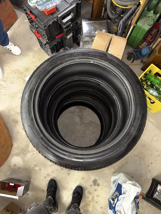 Летни Гуми Hankook Ventus s1 evo3 245/45R20