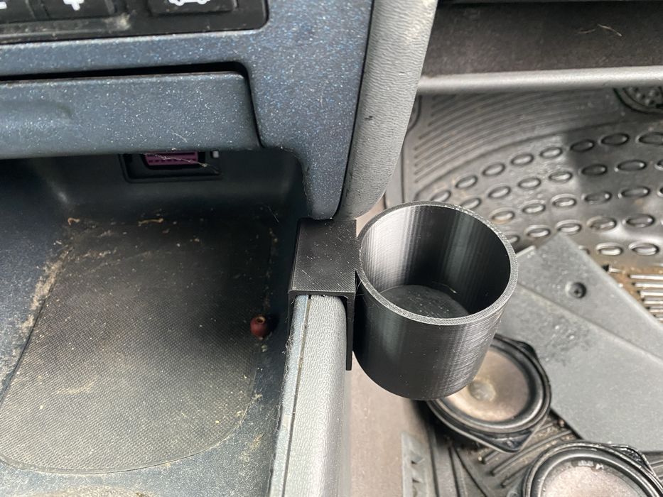 cupholder audi a3 8l поставка за чаша ауди а3 8л