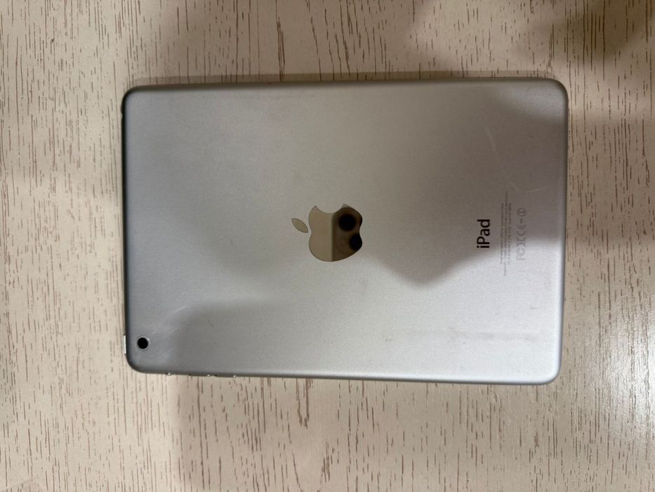 Продам айпад iPad