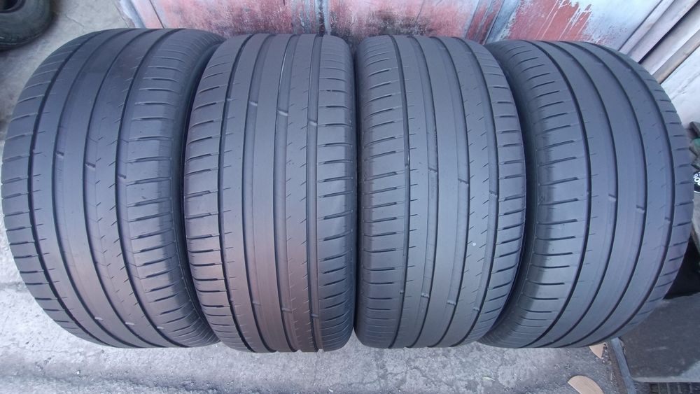 275/45/21 Michelin