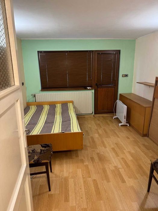 Продава се Двустаен апартамент в Свищов - 60 кв.м за 264 €/кв.м - Снимка #3