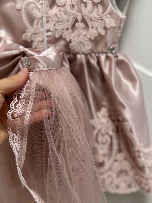 Платье на новорожденную девочку