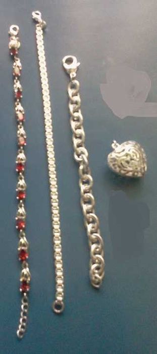 Нови,сребърни бижута. Колие, ланец,гривна,пръстен.. В подаръчна кутия