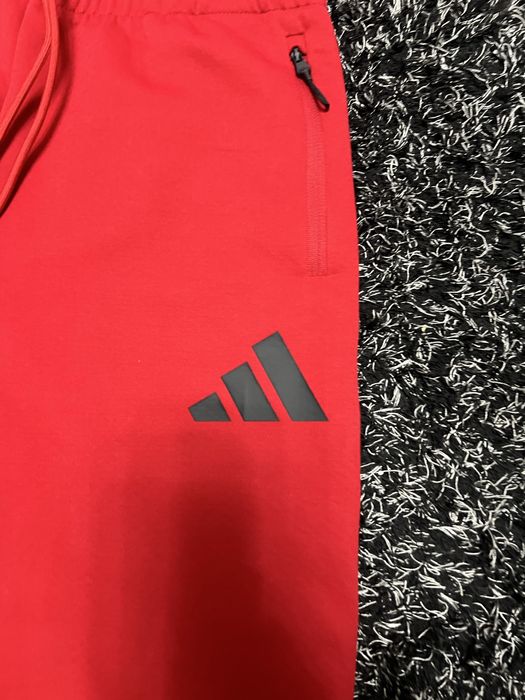 Pantaloni trening Adidas