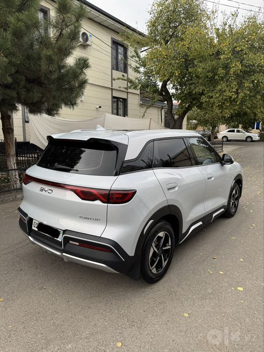 BYD Yuan Up 2025 Ofitsalniy