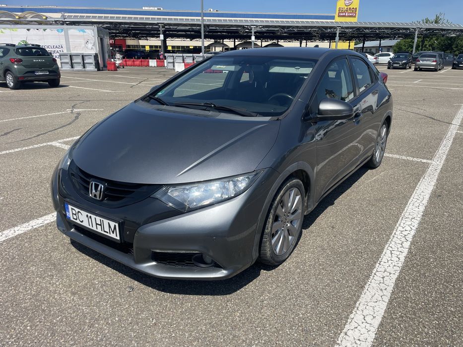 Honda civic  generatia 9