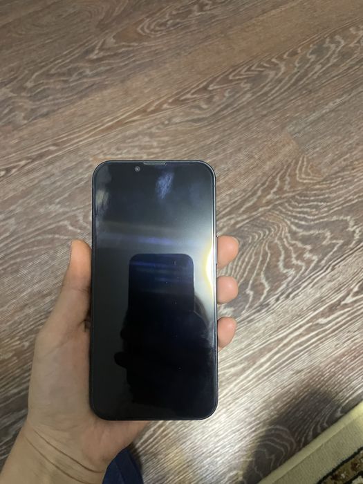 Продам Айфон 13 256гб