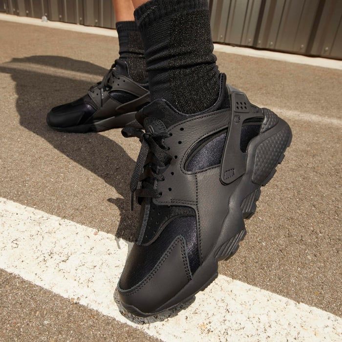 Nike Pantofi Sport W NIKE AIR HUARACHE
