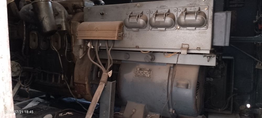 Срочно Генератор 30 кВт (синхронный, 3 фазы) с прицепом