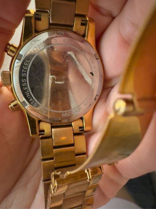 Часовник Michael Kors