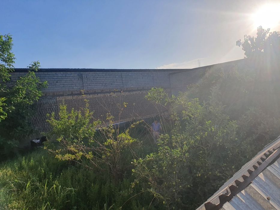 Uchastka sotiladi 9.7 sotik