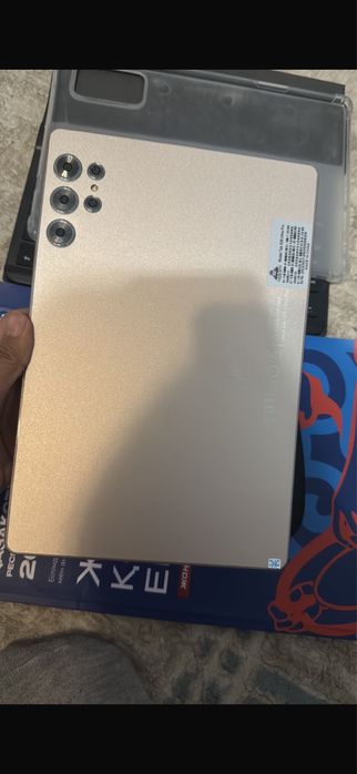 Планшет S25 продам срочно