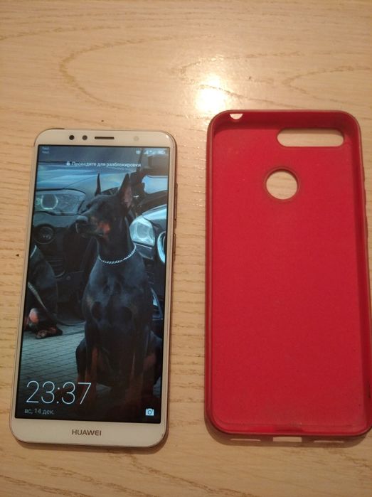 Продам телефон в хорошем состояние