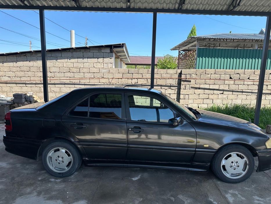 Мерседес С180 Mercedes w202