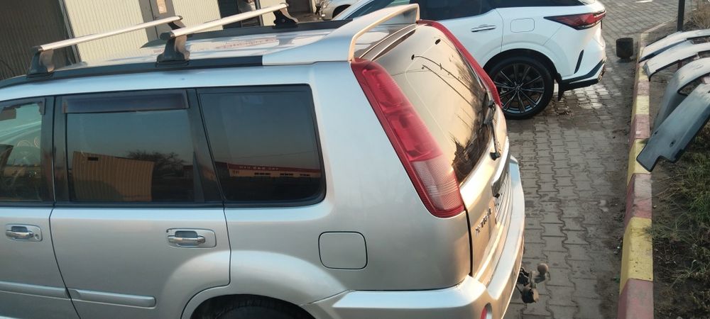 Продам  авто Ниссан ихстрайл