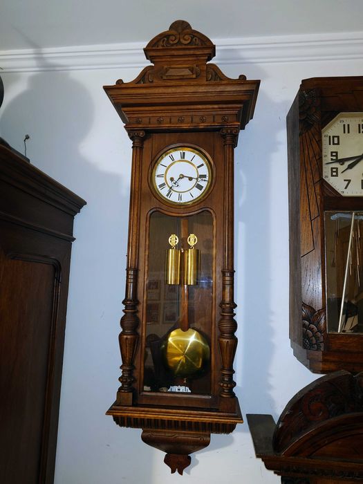 Pendula/ Ceas de perete cu pendul