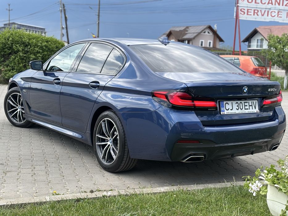 BMW Seria5  M-Pachet  Plug-in Hybrid  X-Drive  An 2022 luna 10  KM 88000