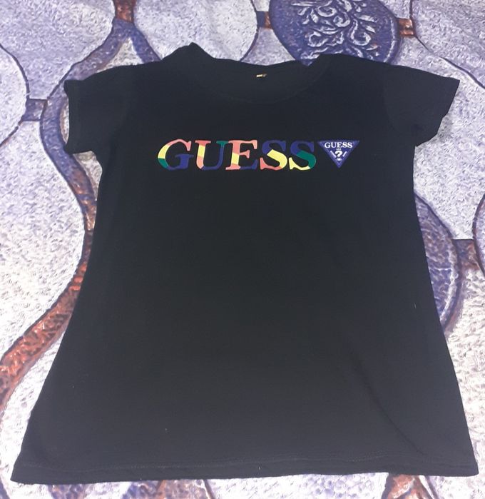 Дамски тениски и къс панталон