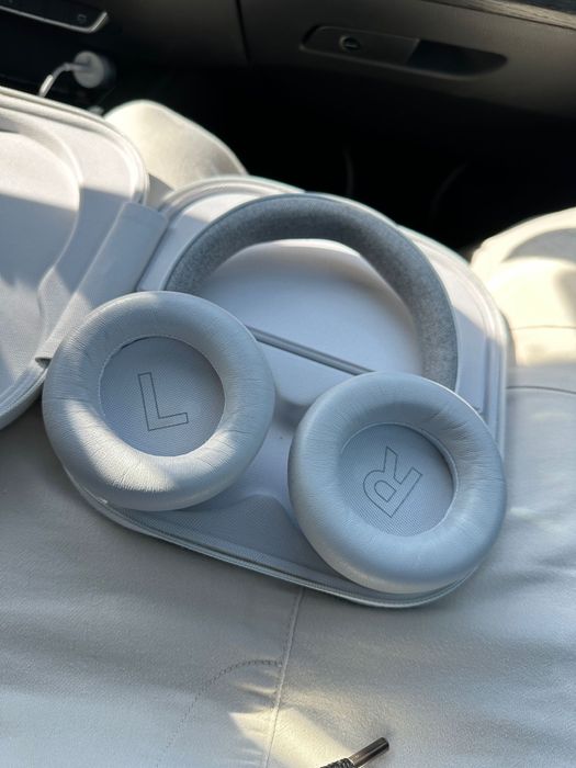 Căști Cisco Bang and Olufsen 980