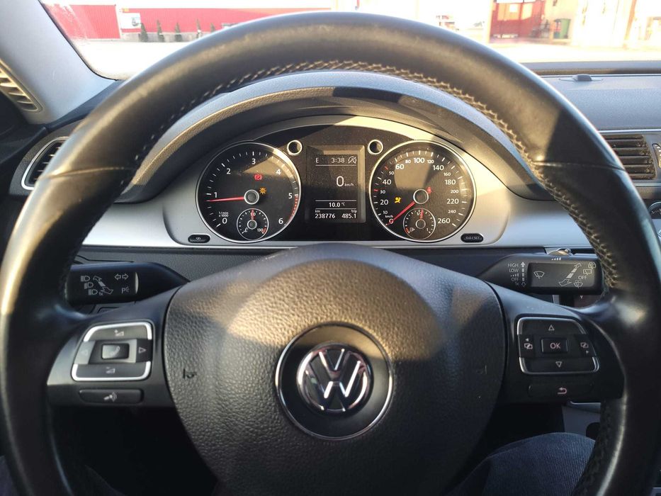 Volkswagen Passat B7 (2012) – 2.0 TDI (140 CP)