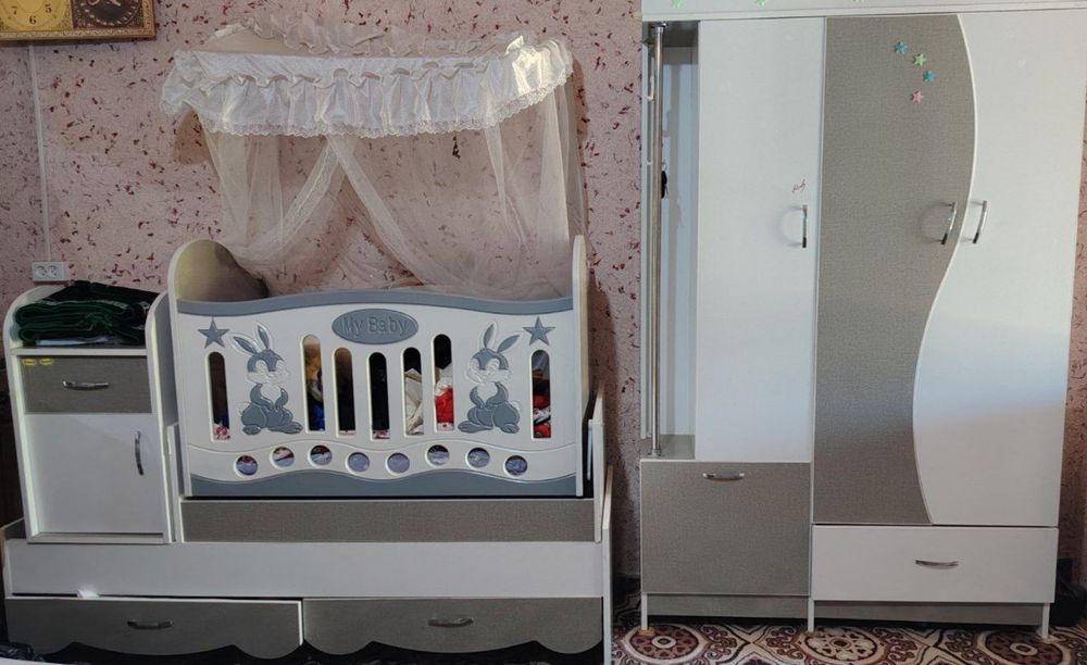 Bolalar uchun manej shkaf tumba hamda divanlar