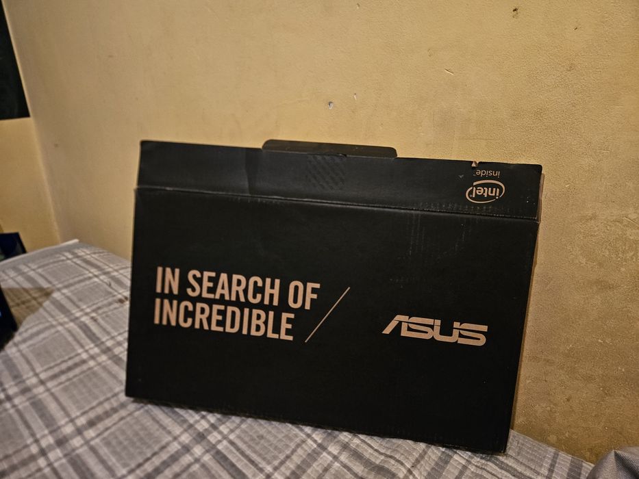 Ноутбук  от Asus