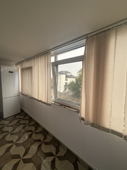 Apartament modern cu 3 camere  spre închiriere