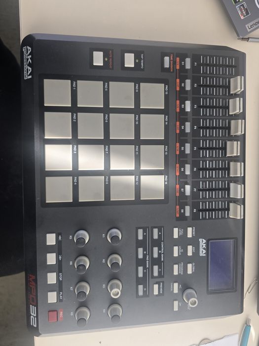 Controller Akai Mpd 32