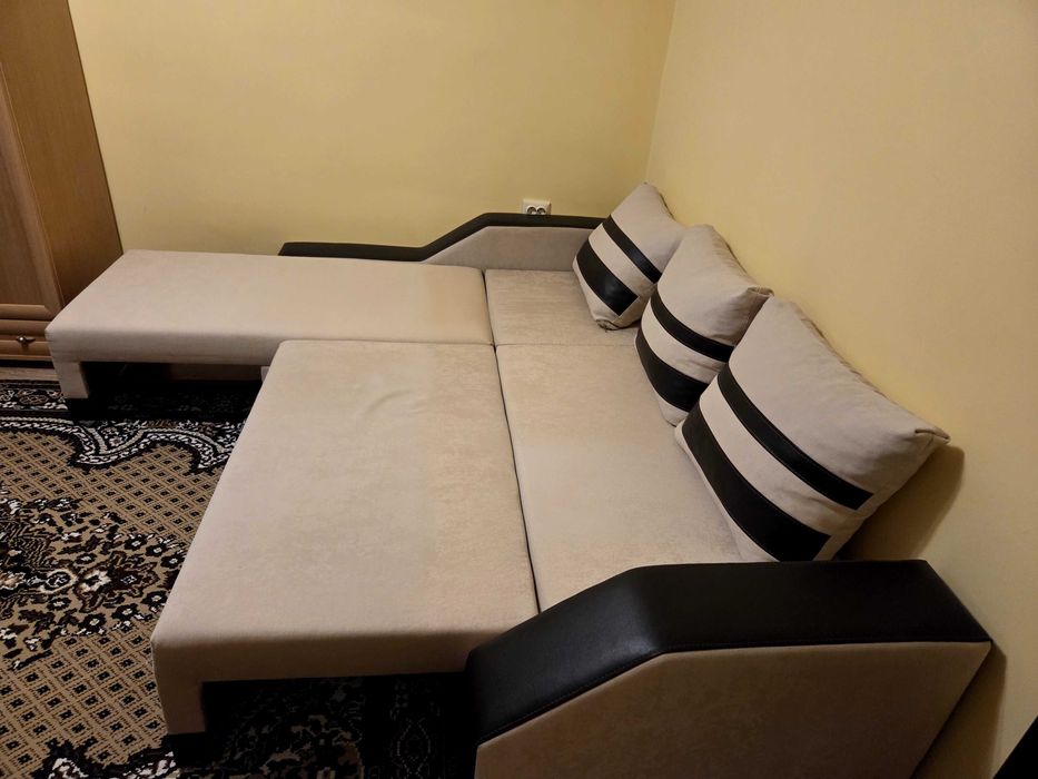 Ъглов диван - Употребяван