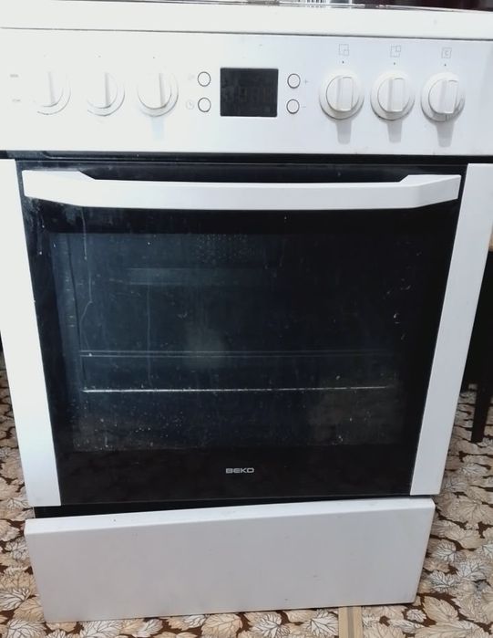 Продам плиту BEKO
