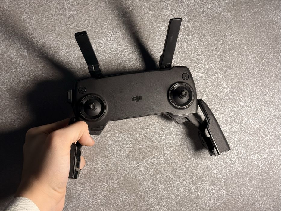 Дрон DJI Mini серый