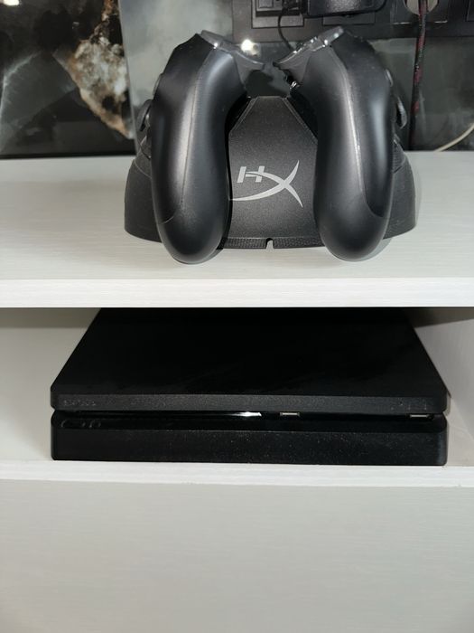 Playstation 4 slim 1tb