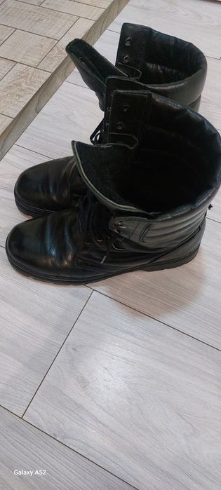 Берцы зимние б/у.