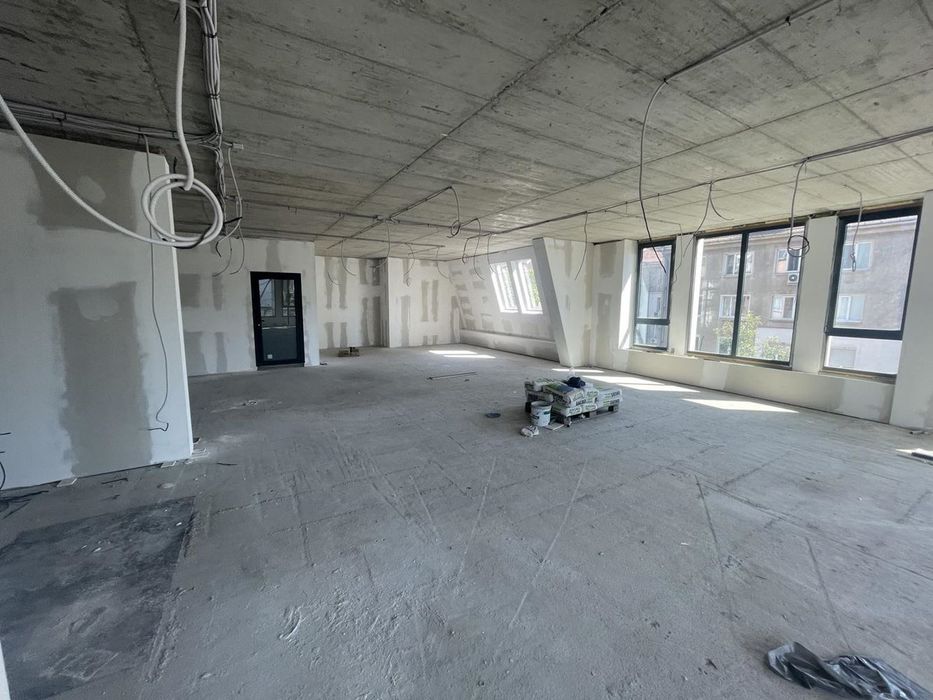 Дава се под наем Офис в София, Център - 362 кв.м за 4701 € - Снимка #6