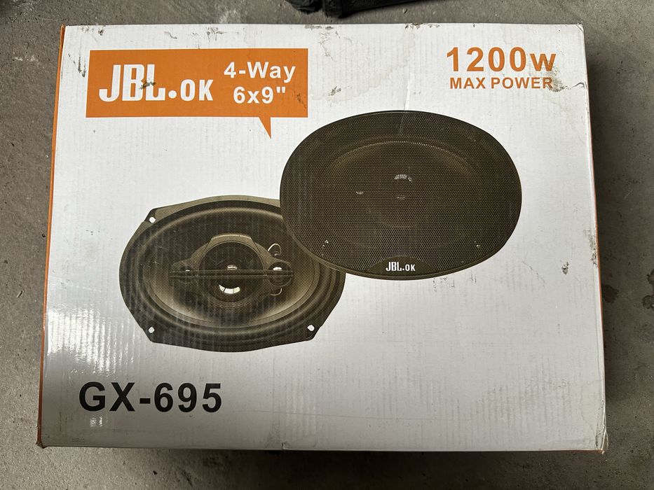 JBL калонка.