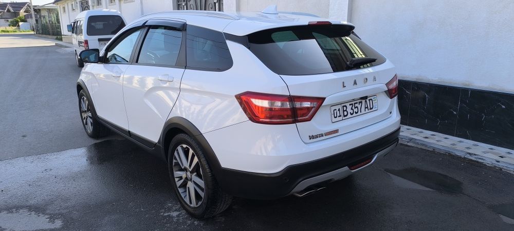 Lada Vesta sw cross