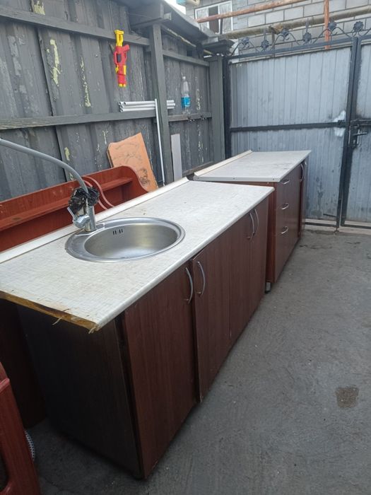 Кухонный гарнитур