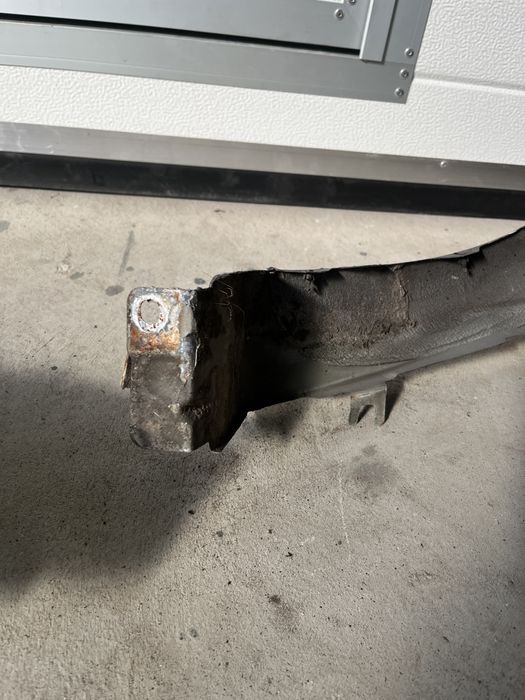 Aripă / Aripi stânga - dreapta Dacia Logan MCV 2015