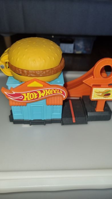 Set Hot Wheels City Hamburger
