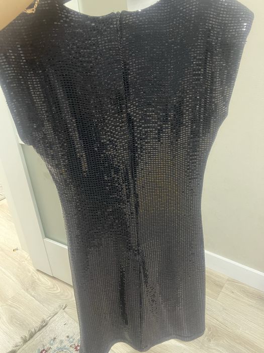 Продам платье для корпоратива и той