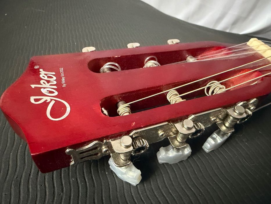 Гитара акустическая