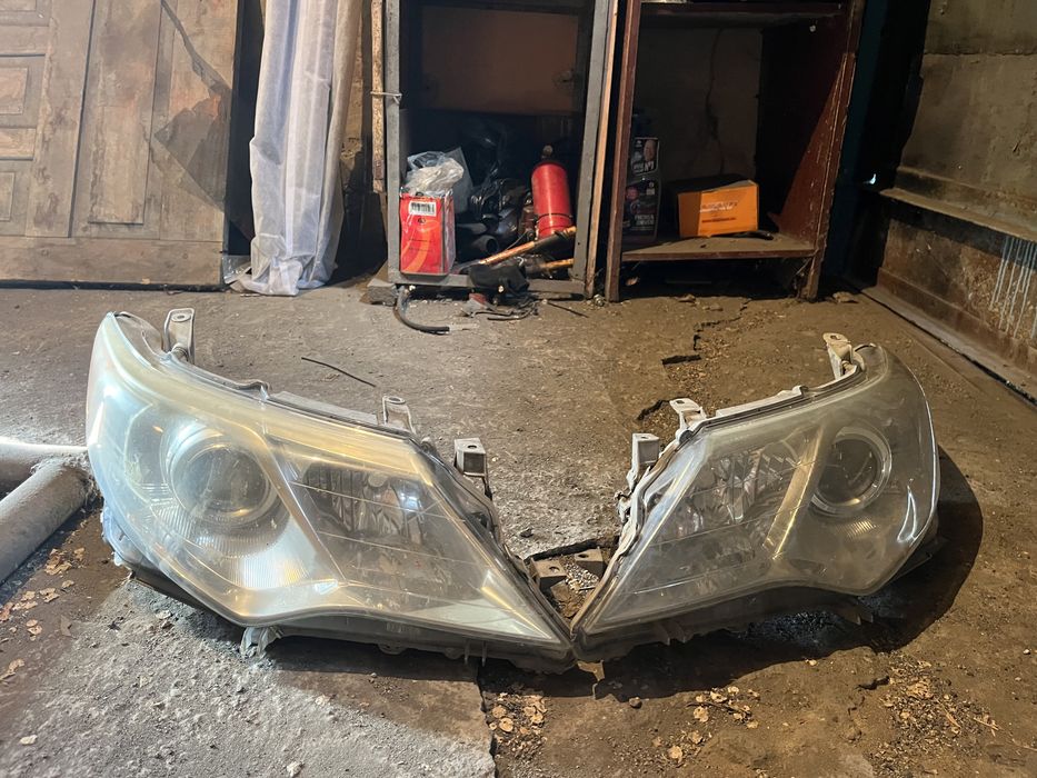 продам фары камри 50 америка LE XLE