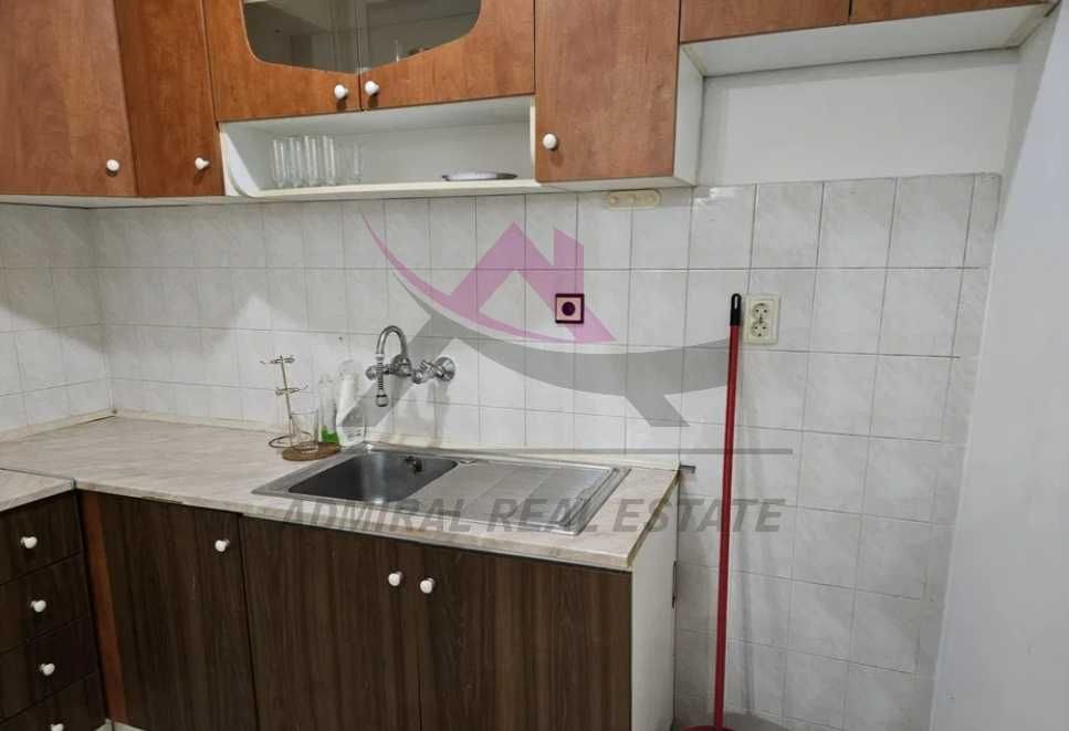 Дава се под наем Двустаен апартамент в Варна, Цветен квартал - 54 кв.м за 298.86 € - Снимка #1