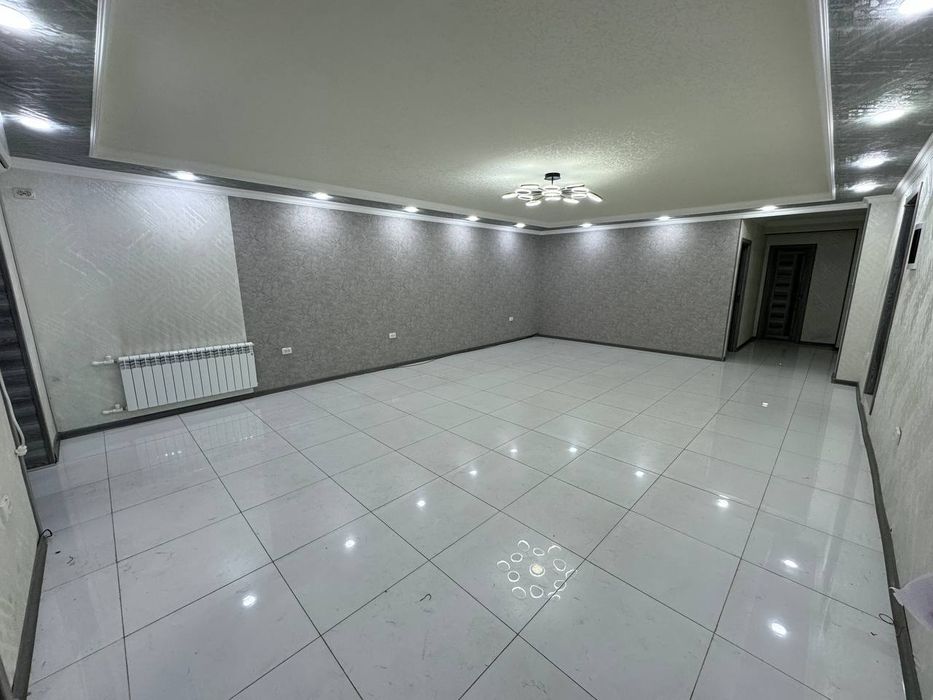 Срочный Аренда офис якасарой район в дол дорога 90 кивадиратов 1600$